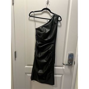 EN SAISON Kaden one shoulder vegan leather Midi Dress Black Size S NWT$108